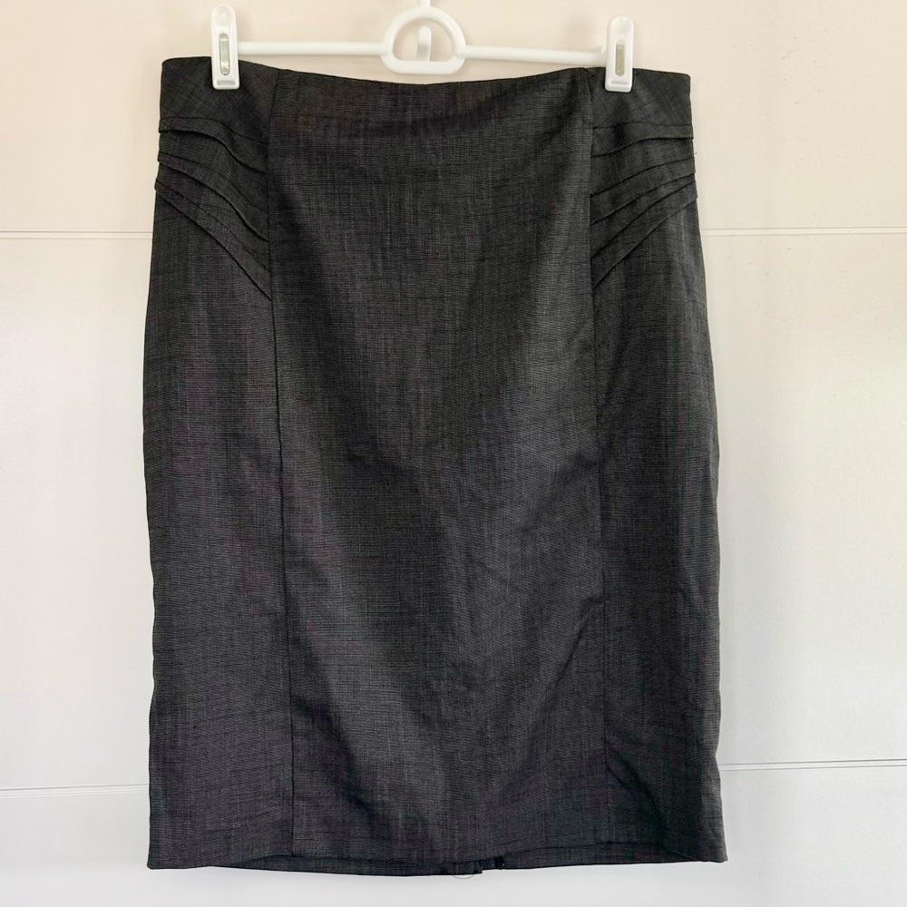 New York & Company charcoal gray pencil skirt